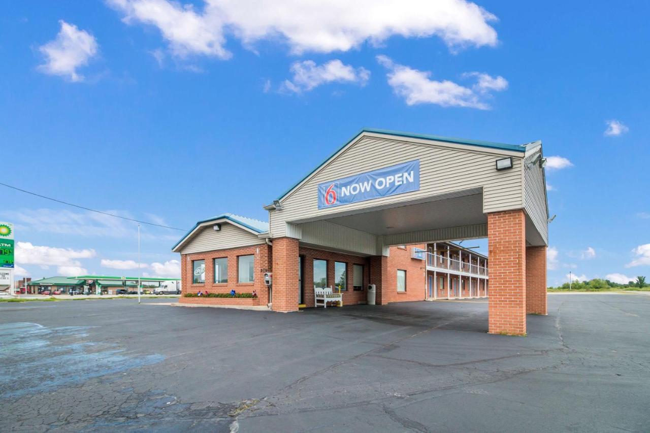 Motel 6-Metropolis, Il Exterior foto